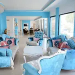Hotel Hira *